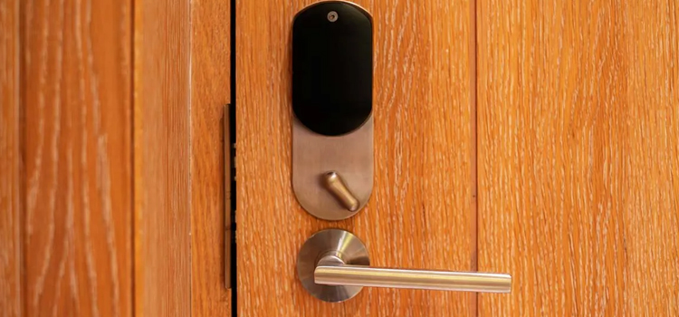 Automatic Locking Door Knob Fortuna